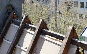 Blick Auf Den Dachstuhl Dachsanierung Dachstuhl Sanierung