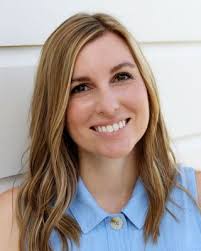 Danielle Melton's Instagram, Twitter & Facebook