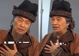 Chuyên trị những vai phụ nhưng có tầm quan trọng trong phim của châu tinh trì, tài tử ngô mạnh đạt được gọi là ông vua vai phụ. J6d9 Ms0iyi Ym