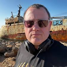 Slimenascope at Drumsheds last weekend… thank you all for coming and thanks  to all of my special guests, artists and performers for making the whole  day across 3 rooms a spectacular affair.