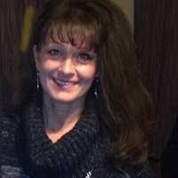 Shelly Dumas's Instagram, Twitter & Facebook