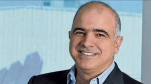 La plata de Euclides Torres y Christian Daes no fue reportada por la  campaña de Gustavo Petro y podría enredar aún más al mandatario y su  gerente