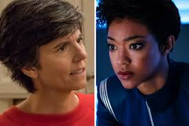 Drawing of jett reno from star trek discovery, in her navy and gold jacket. Star Trek Discovery Adds Tig Notaro For Season 2 Decider