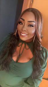 Looking for a stylist that does braids but I have alopecia (someone help)…