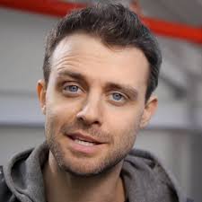 Steve Mould (@MouldS)