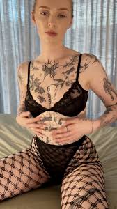 Little-miss-mish-OnlyFans alt porn video-redhead inked siren