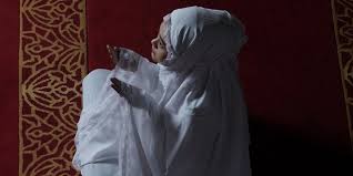 Malam nisfu sya'ban (malam 15 sya'ban) adalah malam mulia menurut sebagian kalangan. Malam Nisfu Syaban Ketahui Keutamaan Doa Amalan Dan Tata Cara Sholatnya Merdeka Com