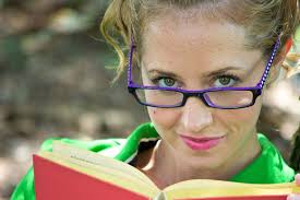 Sunt cei care nu se uită la comedii romantice, cei care preferă oricând și orice bazat pe o poveste reală, nu de dragoste. 14 Dintre Cele Mai Bune Romane De Dragoste Din Literatura UniversalÄ