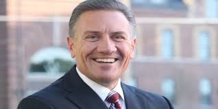 Kent Henning's Instagram, Twitter & Facebook