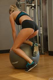 I figure out that doing full squat first help me doing every other exercise better! Teenage Girlfriend Presley Callen Stretching In Her Super Sexy Sportswear Amateu R18hub