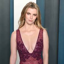 More memes, funny videos and pics on 9gag. Betty Gilpin Bio Career Facts Awards Net Worth 2020 Wealth