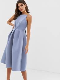 Do you have several dinner party invitations coming up and are concerned about what to wear? The Very Best Rehearsal Dinner Dresses Of 2021