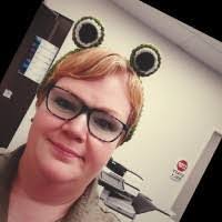 Kristy Springer's Instagram, Twitter & Facebook