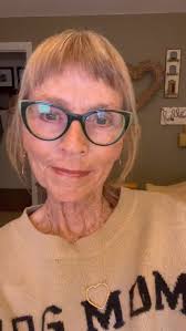 Bret Lott knows how to make a woman cry. Possibly a man, too. I know he's  cried (sobbed, he admitted) when reading Leif Enger's book, Peace Like a  River. I already liked