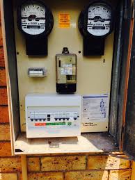 How to repair smoke detector wiring problems: Difference Between Circuit Breakers And Safety Switches