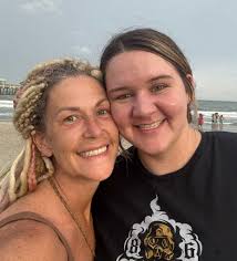 🌊 Folly Beach you are always a joy to see and hard to leave 🌊 It was  amazing getting to show my people Kelley Baker Piper Baker Matthew Trivitt  & Kelsey new