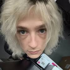 Wait, but this cosplay is so good. 😍