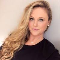 Amy Benoit's Instagram, Twitter & Facebook