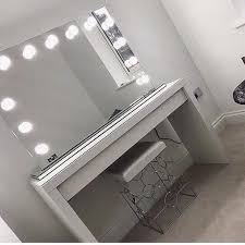 Diy dressing table mirror with lights. Pin On Vanity Mirror Ideas With Light