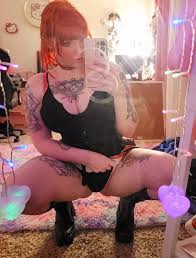 Bunny Nicole - Free nude pics, galleries & more at Babepedia