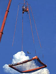 The first thing resembling a bungee jump was carried out by hardy 4. Bungee Jumping Wikipedia