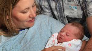 Dad delivers baby in Selden parking lot