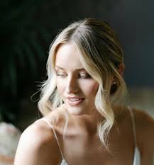 🌺🎉 Hey there, gorgeous! Are you ready to take your bridal shower or  pre-wedding party to the next level? Look no further; we're here to give  you and your bridal squad the