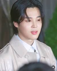 Can I get a heart from my beautiful fan's all over the world with your  country flag💜💜