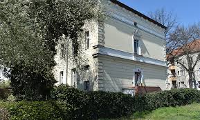 Es gibt zahlreiche gründe, um über einen hausverkauf nachzudenken. Emotionen Beim Hausverkauf Und Wie Sie Richtig Damit Umgehen Black Label Immobilien