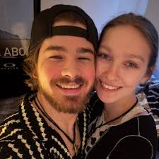 These public announcements and broadcasts from police and fbi and atf are a  joke! Do you not know anything?? And there are still bomb threats being  made around Genesee county? All we