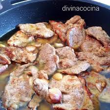 Dejamos cocinar a fuego suave unos 10 minutos. Puntas De Solomillo En Salsa Al Ajillo Receta De Divina Cocina Divina Cocina Recetas De Comida Recetas Con Carne