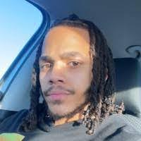 Devon Sharp's Instagram, Twitter & Facebook