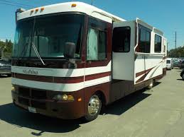 Lets look some of the similarities and differences that will help decide what's best for you. Repo Com 2002 Monaco Lapalma 34 Foot Class A Motorhome W 2 Slide Outs