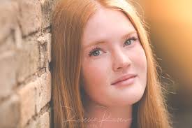 Here's a little sneak peek from my sessions with Tonya McIlonie Sletto's  lovely and sassy daughter, Sara (she takes after her momma!)