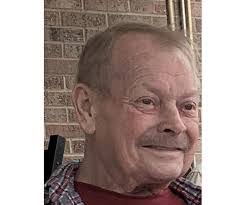 Melvin Stamper's Instagram, Twitter & Facebook