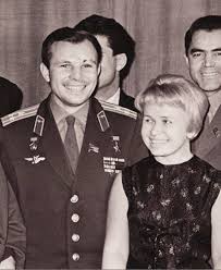 Так было, например, в 1972 году на олимпийских играх в мюнхене, когда они входили в. Aleksandra Pahmutova Biografiya Fakty Foto