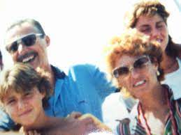 Paolo pranza a casa di vecchi amici di famiglia e parlando si. Manfredi Borsellino Vi Racconto Mio Padre Paolo Agensir