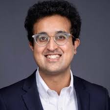 Emad Mansoor's Instagram, Twitter & Facebook