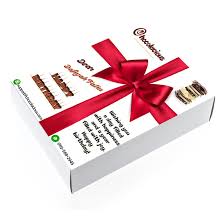 Aku memang sudah lama sekali sangat menginginkan tubuh tanteku itu, tapi butuh penantian. Birthday Gift Box By Chocolacious Assorted Chocolate Coklat Hadiah Hari Jadi Shopee Malaysia