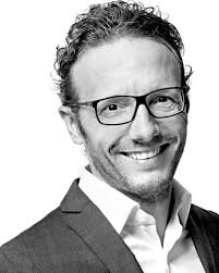 Chef Simone Zanoni at Le George, Four Seasons Hotel George V. Paris