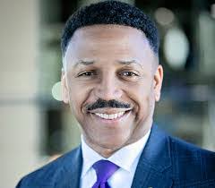 Sidney Curry's Instagram, Twitter & Facebook