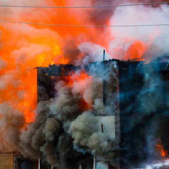 Illegal Fircracker Factories | Rise in Illegal Firecracker factories in West Bengal is a proof how some people like illegal works - Anandabazar