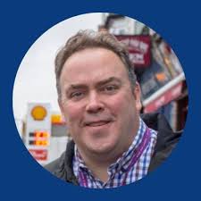 Lara Leigh Fish (@laraleighfish)