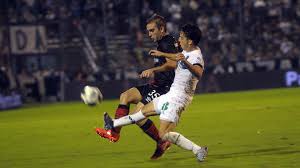 Uriel arce vestuarios y campo de juego: Gimnasia Vencio A Newell S Y Sumo Tres Puntos Vitales Para Los Promedios Infobae