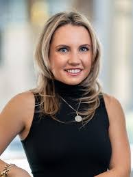 Kim Kelly's Instagram, Twitter & Facebook