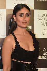 Kareena Kapoor S Latest Beautiful Photos In Hd Quality 1080p 46636 Kareenakapoor Actres Indian Bollywood Actress Beautiful Indian Actress Kareena Kapoor
