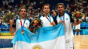 Jun 24, 2021 · el director de los seleccionados nacionales de hockey sobre césped, carlos chapa retegui, dio a conocer a los jugadores convocados del equipo masculino, los leones, que participarán en los juegos olímpicos de tokio, japón, con el objetivo de defender el oro conseguido en río de janeiro 2016. Ginobili Argentina Y El Oro Olimpico Del 2004 Que Cambio La Historia
