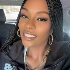 BIA calls out Cardi B for having Ghostwriters. Explains why she hasn't  responded to Cardi B's diss towards her. “What am I supposed to do? keep  rapping with Pardison? I'm not about