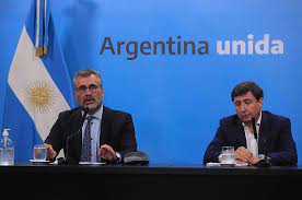 156 fue prohijado este martes, en la comisión de trabajo, salud y desarrollo social de la. El Gobierno Anuncio Bonos Para Jubilaciones Minimas Y Beneficiarios De Planes Sociales El Litoral Noticias Santa Fe Argentina Ellitoral Com