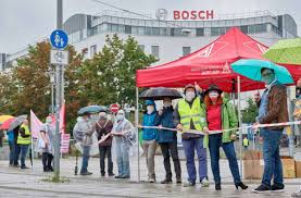 Entdecken sie auf jobrapido stellenangebote in wernau: Protestaktion In Feuerbach Bosch Beschaftigte Kampfen Fur Den Erhalt Von Jobs Wirtschaft Stuttgarter Zeitung